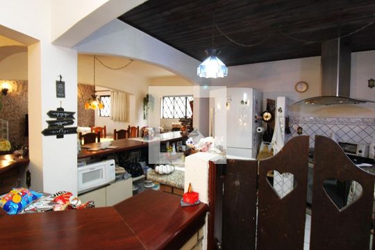 Cozinha de casa à venda com 3 quartos, 280m² em Jardim Guanca, São Paulo