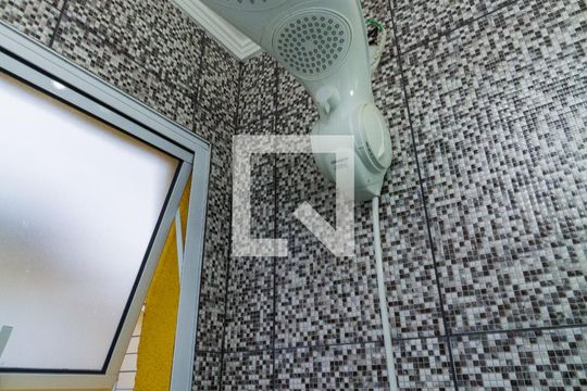 Banheiro da Suíte 1 de casa de condomínio à venda com 3 quartos, 150m² em Vila Carrão, São Paulo