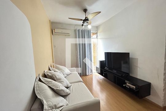 Sala de apartamento à venda com 2 quartos, 85m² em Méier, Rio de Janeiro