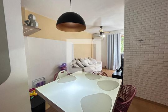 Sala de apartamento à venda com 2 quartos, 85m² em Méier, Rio de Janeiro