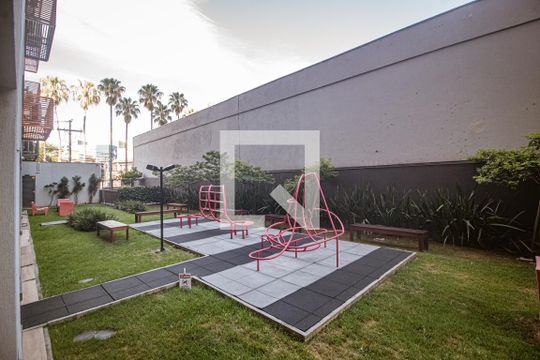 Academia de apartamento à venda com 2 quartos, 60m² em Farroupilha, Porto Alegre