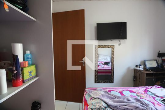 Quarto 2 de apartamento à venda com 2 quartos, 52m² em Guajuviras, Canoas