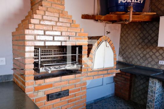 Área comum - Churrasqueira de casa à venda com 4 quartos, 256m² em Vila Campesina, Osasco