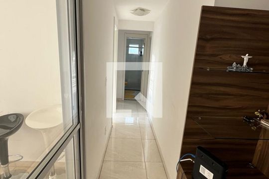 Corredor de apartamento à venda com 3 quartos, 96m² em Brás, São Paulo