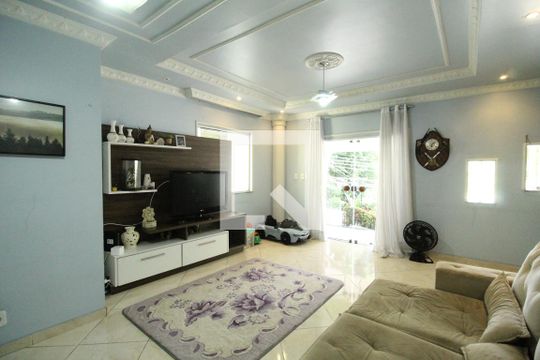 Sala de casa de condomínio à venda com 4 quartos, 210m² em Jacarepaguá, Rio de Janeiro
