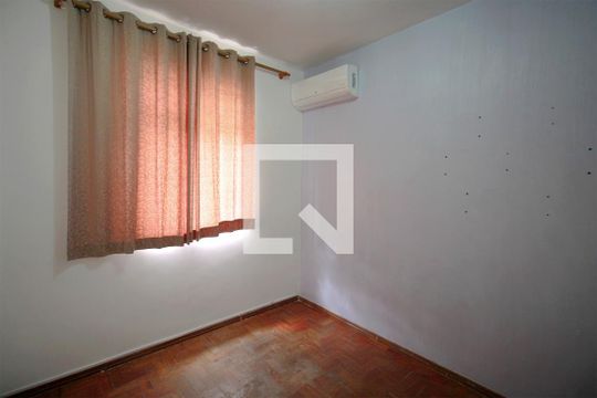Quarto 2 de apartamento à venda com 2 quartos, 50m² em Serra, Belo Horizonte