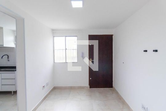 Sala de apartamento para alugar com 2 quartos, 48m² em Artur Alvim, São Paulo
