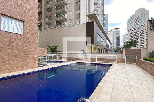 Piscina de apartamento à venda com 2 quartos, 70m² em Bethaville I, Barueri