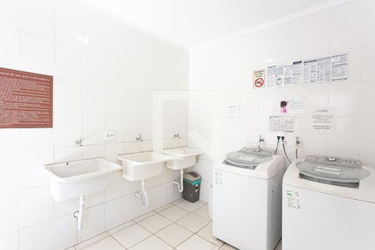 Área Comum - Lavandeira de kitnet/studio para alugar com 1 quarto, 25m² em Belenzinho, São Paulo