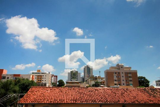 Vista Quarto 1 de apartamento à venda com 2 quartos, 62m² em Sagrada Família, Belo Horizonte