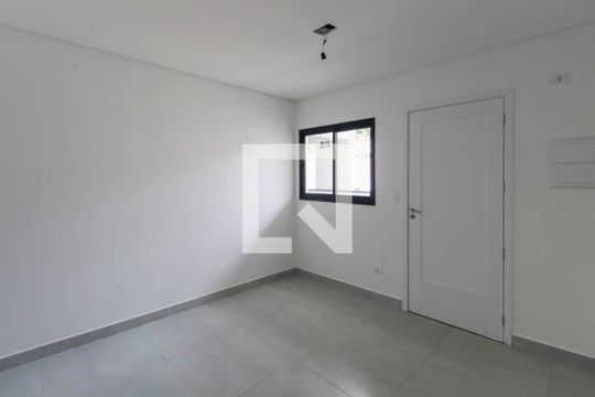 Apartamento à venda com 2 quartos, 50m² em Vila Lucia, São Paulo