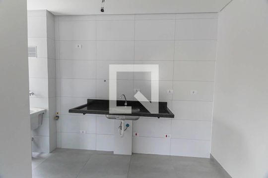 Cozinha de apartamento à venda com 2 quartos, 50m² em Vila Lucia, São Paulo