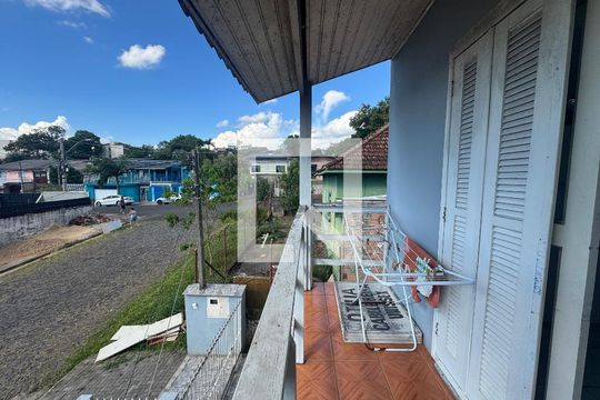 Sacada de casa à venda com 4 quartos, 140m² em Santa Teresa, São Leopoldo