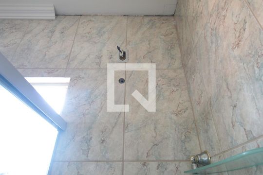 Banheiro da Suite 1 de casa para alugar com 5 quartos, 260m² em Céu Azul, Belo Horizonte