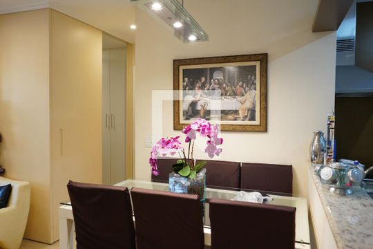 Sala de apartamento à venda com 2 quartos, 60m² em Jardim Analia Franco, São Paulo