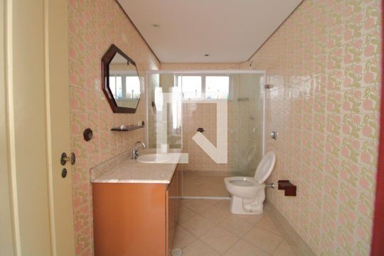 Banheiro 2 de casa à venda com 4 quartos, 220m² em Jardim Umuarama, São Paulo