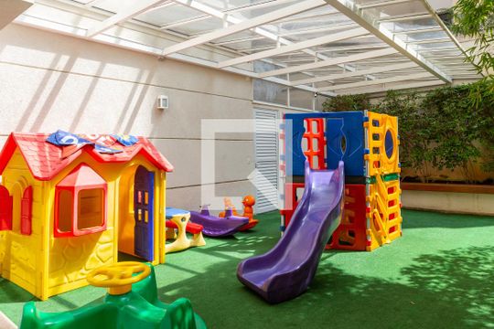 Área comum - Playground de apartamento para alugar com 2 quartos, 151m² em Pompeia, São Paulo