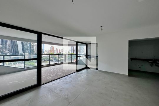 Apartamento à venda com 3 quartos, 162m² em Chácara Santo Antônio (zona Sul), São Paulo