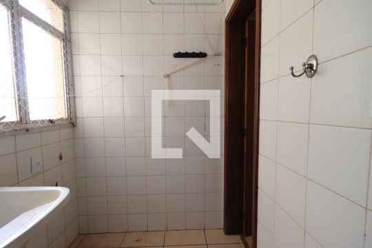 Área de Serviço de apartamento para alugar com 3 quartos, 100m² em Vila Seixas, Ribeirão Preto