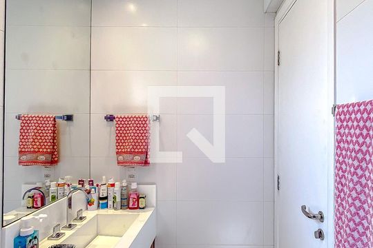 Banheiro da Suíte de apartamento à venda com 3 quartos, 80m² em Vila Regente Feijó, São Paulo