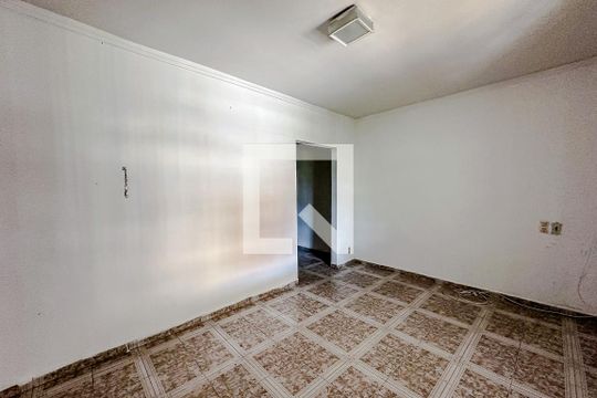 Sala de casa para alugar com 3 quartos, 60m² em Vila Regente Feijo, São Paulo