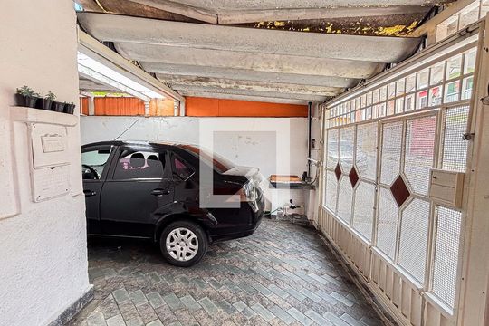 Garagem de casa à venda com 2 quartos, 125m² em Vila Francisco Matarazzo, Santo André