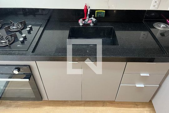 Cozinha de apartamento à venda com 2 quartos, 40m² em Barra Funda, São Paulo