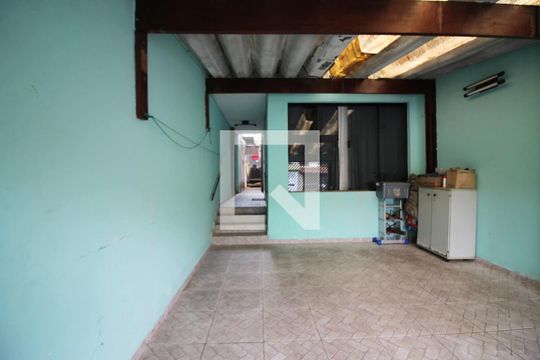 Garagem de casa à venda com 3 quartos, 107m² em Conjunto Residencial Pombeva, São Bernardo do Campo
