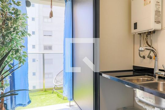 Área de Serviço de apartamento para alugar com 1 quarto, 73m² em Jardim das Acacias, São Paulo