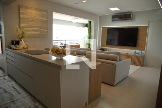 Sala de apartamento à venda com 2 quartos, 118m² em Baeta Neves, São Bernardo do Campo