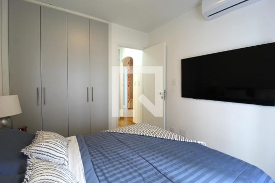 Quarto de apartamento para alugar com 1 quarto, 50m² em Vila Olímpia, São Paulo