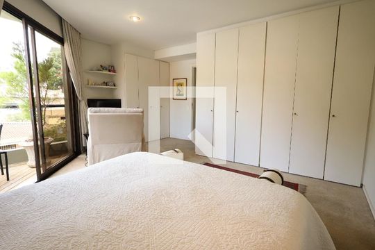 Suíte 1 de apartamento à venda com 2 quartos, 157m² em Vila Morumbi, São Paulo