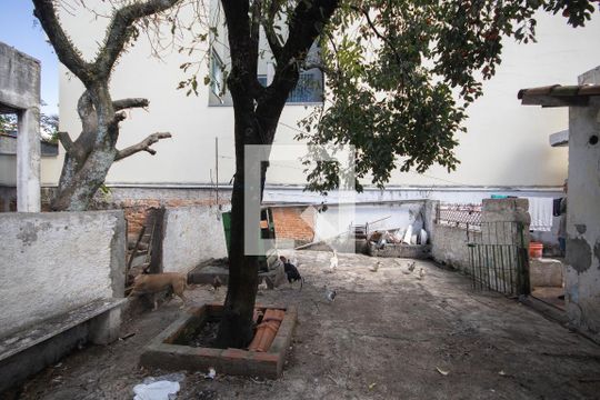 Quintal de casa à venda com 2 quartos, 410m² em Parque Edu Chaves, São Paulo