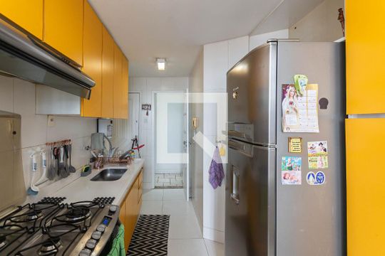 Cozinha de apartamento à venda com 3 quartos, 220m² em Rio Comprido, Rio de Janeiro