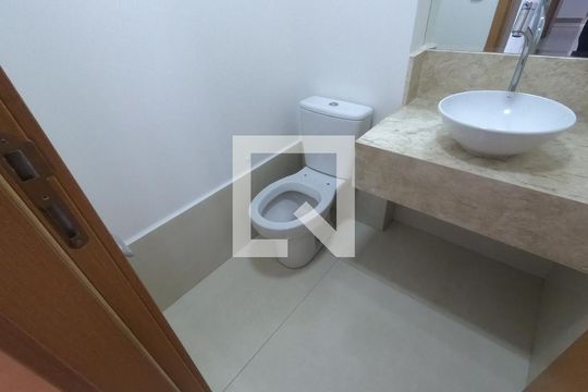 Lavabo de apartamento para alugar com 2 quartos, 70m² em Setor Bueno, Goiânia