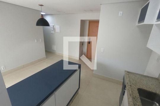 Cozinha de apartamento para alugar com 2 quartos, 70m² em Setor Bueno, Goiânia