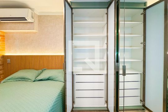 Armários  de kitnet/studio à venda com 1 quarto, 38m² em Vila Mariana, São Paulo