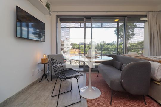 Sala/Cozinha de kitnet/studio à venda com 1 quarto, 29m² em Pinheiros, São Paulo