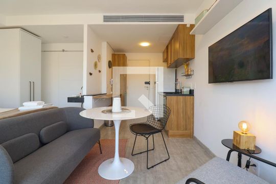 Sala/Cozinha de kitnet/studio à venda com 1 quarto, 29m² em Pinheiros, São Paulo