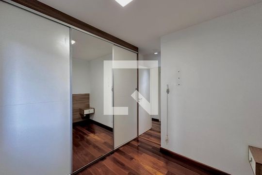 Suíte  de apartamento à venda com 3 quartos, 94m² em Vila Gertrudes, São Paulo
