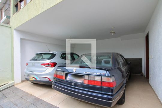 Garagem de casa à venda com 3 quartos, 360m² em Santa Amelia, Belo Horizonte