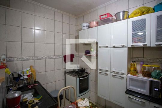 Cozinha de casa à venda com 3 quartos, 105m² em Nucleo Habitacional Nova Conquista, Diadema
