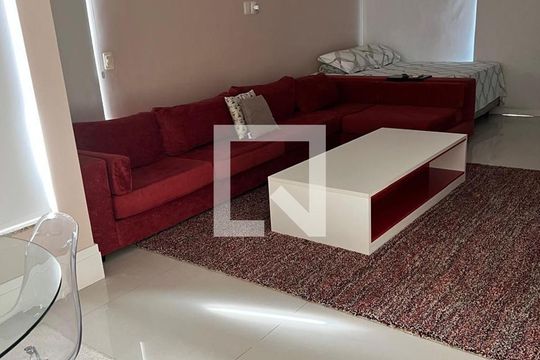 Sala de casa de condomínio à venda com 4 quartos, 415m² em Recreio dos Bandeirantes, Rio de Janeiro