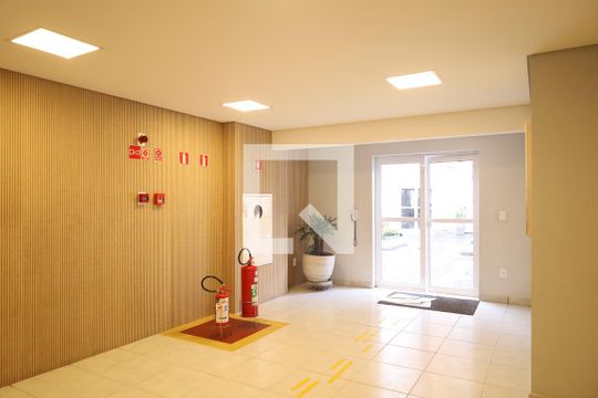 Área comum - Saguão do prédio de apartamento à venda com 2 quartos, 47m² em Vila Carmosina, São Paulo