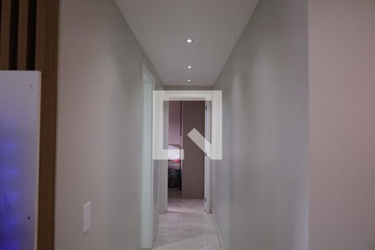 Sala de apartamento para alugar com 2 quartos, 47m² em Vila Carmosina, São Paulo