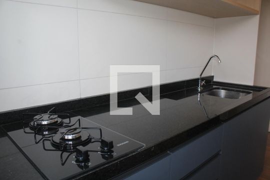 Cozinha de apartamento para alugar com 1 quarto, 28m² em Jardim São Paulo, São Paulo