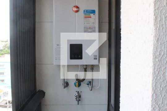 Área de Serviço de apartamento para alugar com 1 quarto, 28m² em Jardim São Paulo, São Paulo