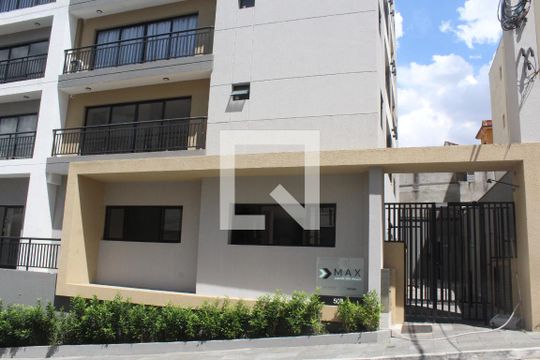 Fachada de apartamento para alugar com 1 quarto, 28m² em Jardim São Paulo, São Paulo