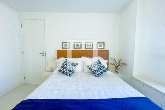 Suíte de apartamento à venda com 1 quarto, 68m² em Sumaré, São Paulo