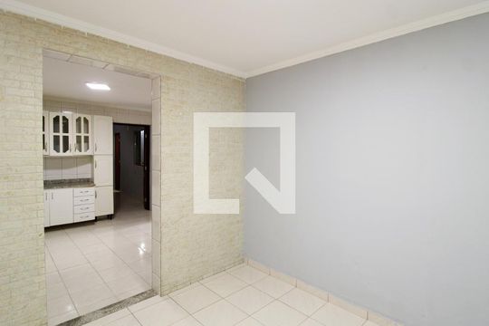 Sala de casa para alugar com 2 quartos, 70m² em Vila Medeiros, São Paulo